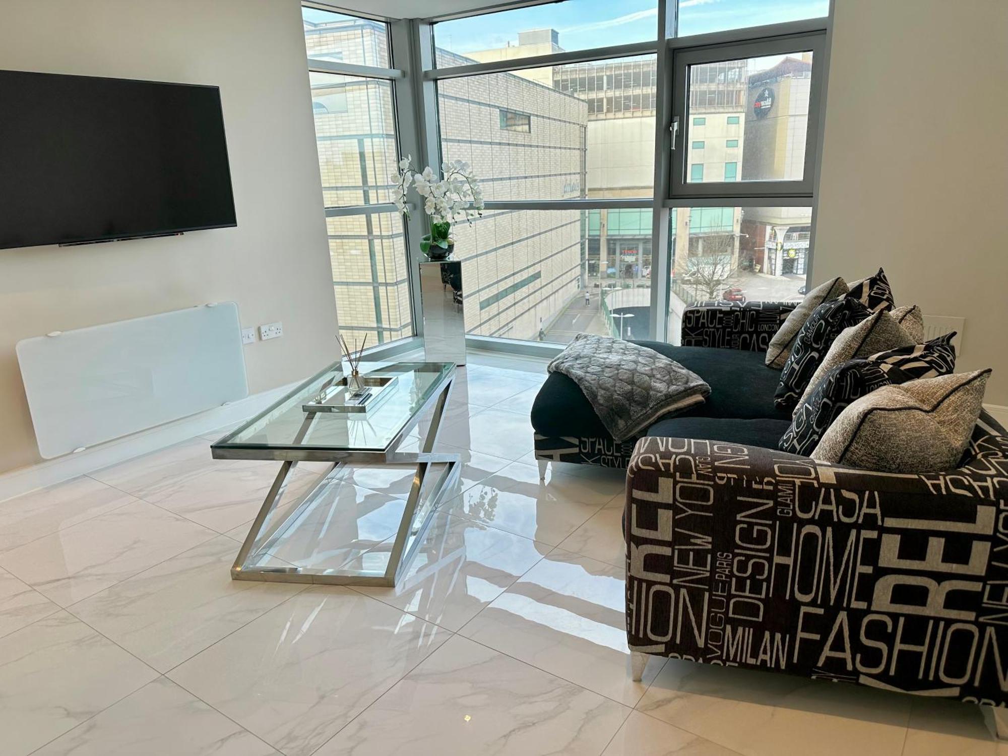 Superior Apartment In Cardiff City Centre 외부 사진