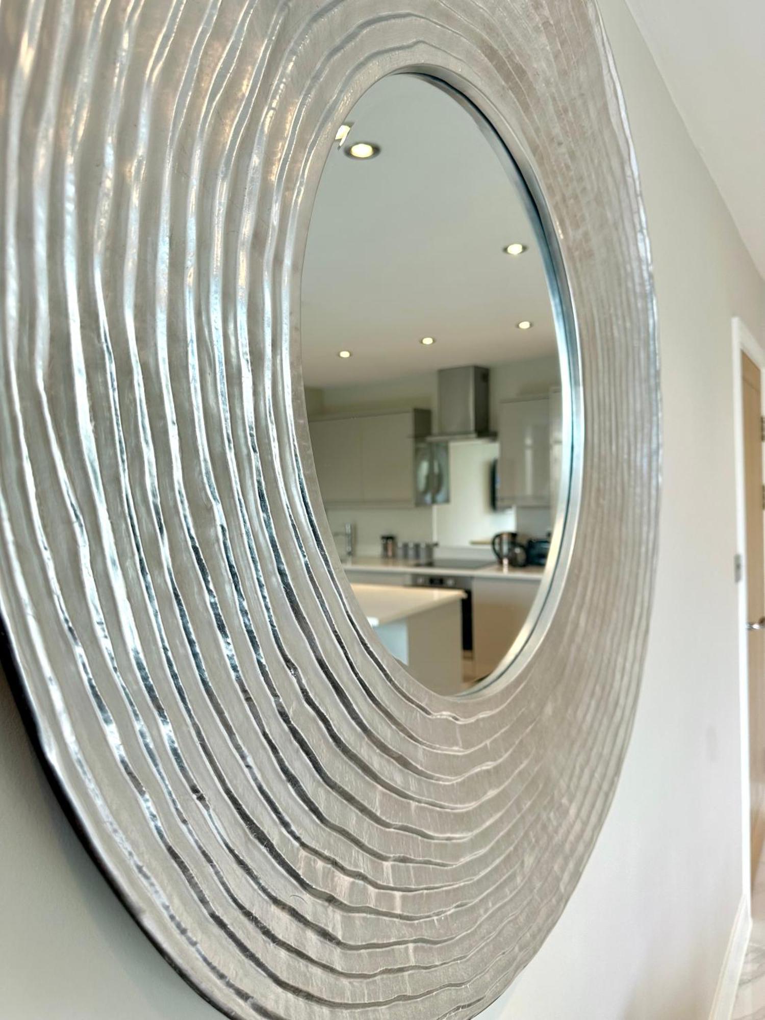 Superior Apartment In Cardiff City Centre 외부 사진