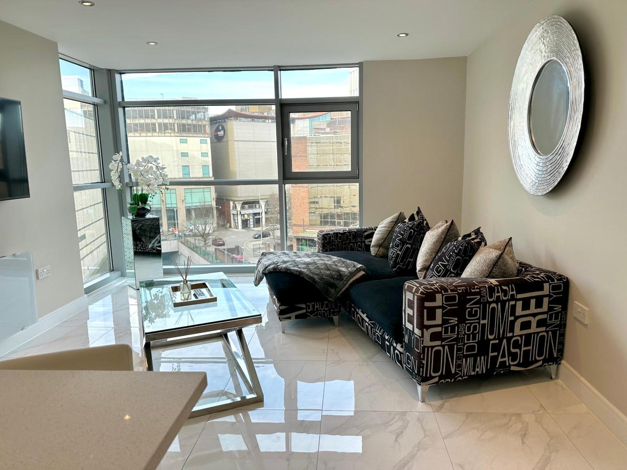 Superior Apartment In Cardiff City Centre 외부 사진